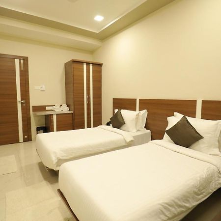 Highland Resort Lonavala Bagian luar foto