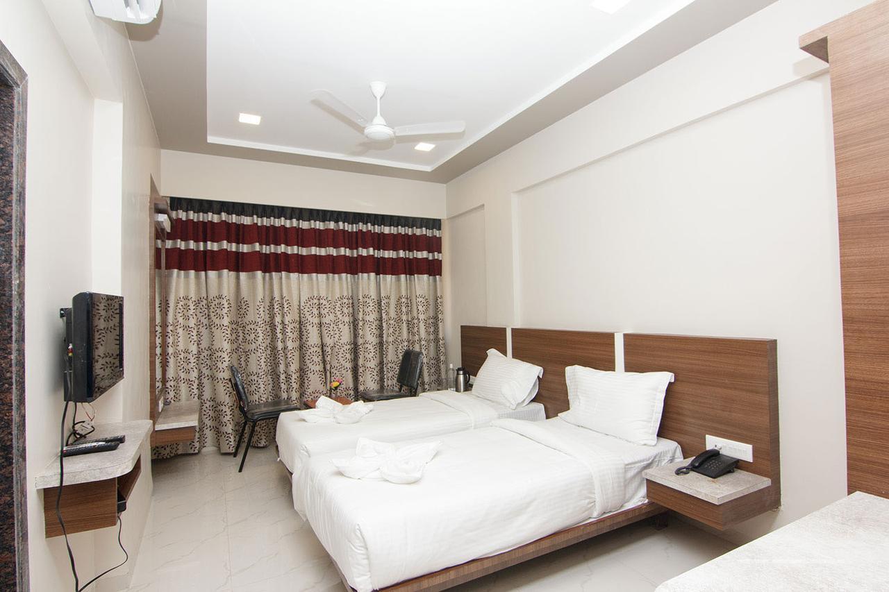 Highland Resort Lonavala Bagian luar foto