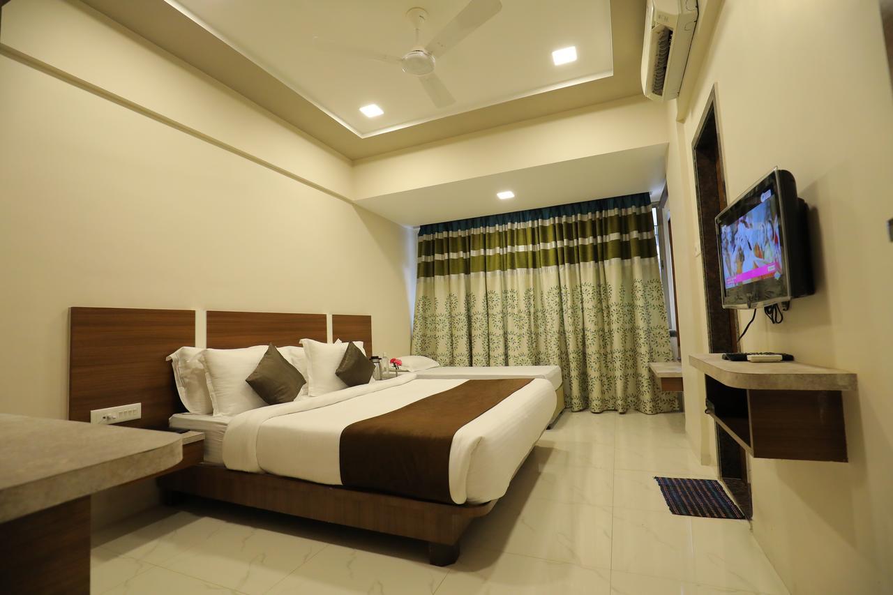 Highland Resort Lonavala Bagian luar foto